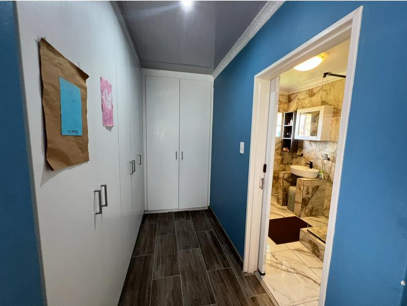 To Let 4 Bedroom Property for Rent in Kathu Northern Cape